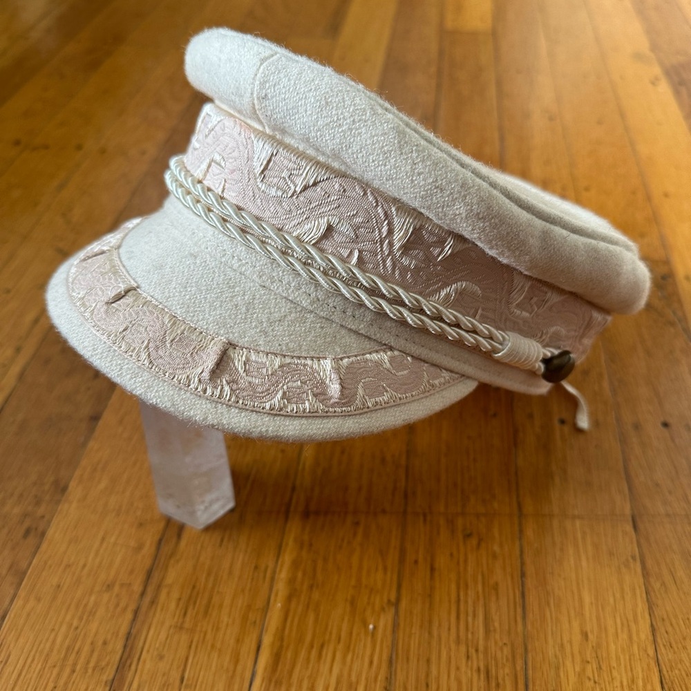 VINTAGE IVORY/CREAM FISHERMANS HAT